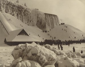 Näkymä Niagaran putouksille talvella tekijältä Herman F. Nielson