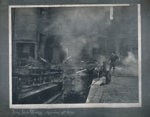 Tees Iron Works - Running Off Slag, 1919 tekijältä Hood and Co. Ltd