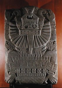 Tlaltecuhtli, klassismin jälkeinen aika (900-1521) (kivi) tekijältä Huaxtec Huaxtec