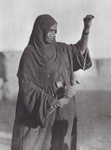 Afrikka: Nubian autiomaassa (s/w-kuva). tekijältä Hugo Adolf Bernatzik