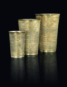 Kolme dekantterilasia, luultavasti Transilvania, 1600-luvun puoliväli tekijältä Hungarian School
