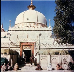 Dargarh Sharif Khwajista: Muin-ud-din Chishti, perustettu vuonna 1166 tekijältä Indian School
