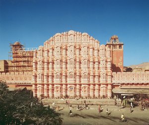 Hawa Mahal (tuulien palatsi) rakennettu vuonna 1799 (katso myös 121219 & 208425) tekijältä Indian School