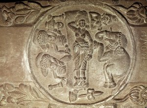 Mayan unta kuvaava reliefi buddhalaisesta stupasta Bharhutissa, Madhya Pradeshissa, myöhäisen Mauryan-kauden Sunga-dynastiassa (180-72 eKr.)