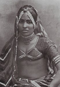 Bombay / Mumbai: Marwar Lady (s/w valokuva) tekijältä Indian photographer