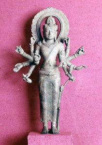 Avalokitesvara.. Buddhalainen jumaluus. Jaavan patsas - 800-luku a. C.. Paris, Musée Guimet
