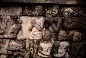 Yksityiskohta ulkoseinästä, AD 778-850 vulkaaninen kivi.