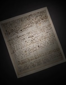 Kaksi sivua revisioita Principia Mathematicaan tekijältä Isaac Newton