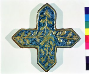 Takht-e Solaimanin tyylinen ristinmuotoinen ylilasitettu laatta, 1200-1300 (keraaminen) tekijältä Islamic School