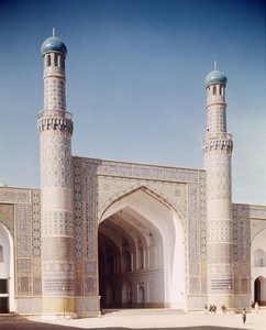 Masjid-i Jami eli perjantaimoskeija, perustettu vuonna 1200, rakennettu uudelleen vuonna 1498 tekijältä Islamic School
