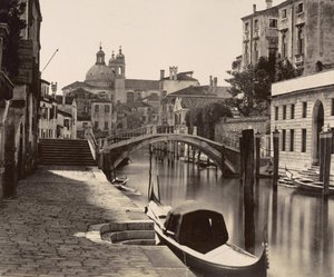 Silta Rio Ognissantilla Venetsiassa, noin 1875 tekijältä Italian Photographer