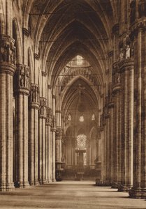 Duomo di Milano: Sisätilat, keskilaiva (s/w valokuva) tekijältä Italian Photographer