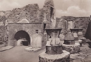 Kiln and Mills, Owen ja Mill tekijältä Italian Photographer