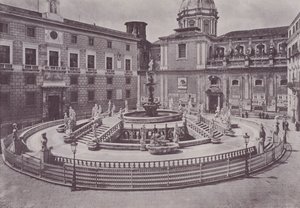 Italia: Palermo, Piazza Pretoria (m/w kuva) tekijältä Italian Photographer