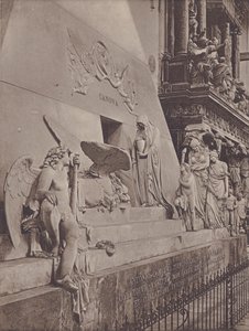 Monumento A Canova (m/w kuva) tekijältä Italian Photographer