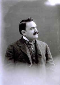 Enrico Caruson muotokuva, n. 1900 tekijältä Italian Photographer