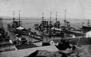 Taranto, Regie Navi Roma, Napoli, San Giorgio ankkuroituna Mar Piccoloon (b/w kuva) tekijältä Italian Photographer
