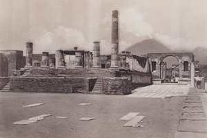 Jupiterin temppeli, Jupiterin temppeli (valkoinen kuva) tekijältä Italian Photographer