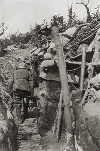 Kulku kaivantojen läpi Mount Podgorassa, Italiassa tekijältä Italian Photographer