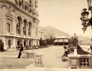 Merenrantaterassi lähellä Monte Carlon kasinoa, Monacossa tekijältä Italian Photographer