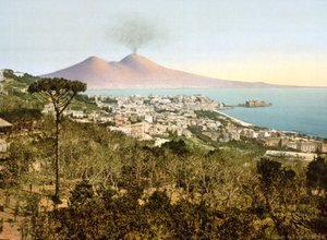 Näkymä Vesuviukselle Napolinlahden yli, 1890-1900 tekijältä Italian Photographer