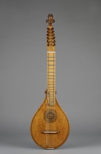 Sitruuna (Kreeta) (vaahtera, sininen kivi, norsunluu) tekijältä Italian School