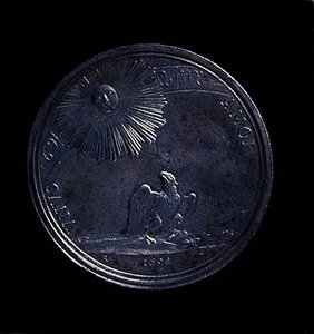Mantovan Anna Isabellan muotokuvamitalin kääntöpuoli, jossa kotka tarkkailee aurinkoa, lyöty 1698. Kaiverrus: VNVS AMOR (hopea) (kuosi 119199) tekijältä Italian School