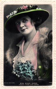 Billie Burke 1886-1970, yhdysvaltalainen näyttelijä, 1900-luvun alku.