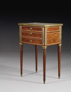 Louis XVI -pelipöytä (ormolu-asennettu mahonki) (katso myös 714766)