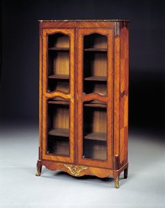 Louis XV kirjahylly (puinen)