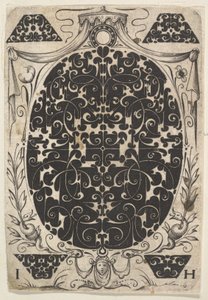 Soikea riipus koristeltu Schweifwerkillä, ympäröity pienemmillä motiiveilla ja kruunuilla, n. 1614-19.