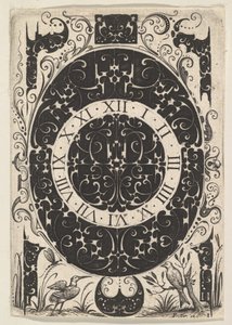 Soikea kellokotelo, jossa lintuja ja pienempiä kuvioita, n. 1614-19.