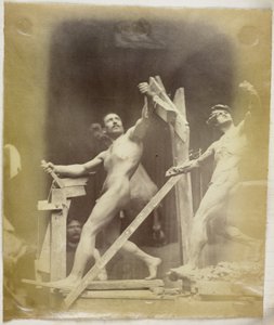 Tutkimus telineessä olevasta miesalastomallista, sivulta katsottuna ja samassa asennossa olevan kipsimallin vierestä Jacques de Lalaingin studiossa tekijältä Jacques Lalaing (attributed to)