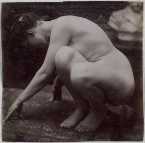 Tutkimus naispuolisesta alastonmallista sivulta katsottuna Jacques de Lalaingin studiossa, esiselvitys elementistä Musee des Beaux arts, Tournaissa ja pyöreälle suihkulähteelle tekijältä Jacques Lalaing (attributed to)