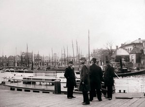 Miehet kanavaveneellä, Rotterdam, 1898. tekijältä James Batkin