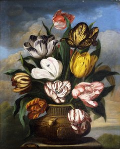 Tulppaanit maljakossa, toukka, etana ja kärpänen sokkelilla maisemassa, 1826