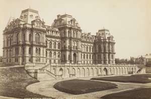 Bowes-museo, Barnardin linna, n. 1880.