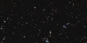 Quasar J0100+2802 (NIRCam Image) tekijältä James Webb Space Telescope (NASA)