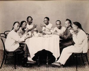 Ryhmämuotokuva tekijältä Japanese Photographer