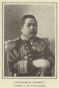 Kontra-amiraali Sakamoto, merivoimien akatemian presidentti tekijältä Japanese Photographer