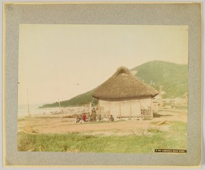 Sumaura, lähellä Kobea, Japani (käsinvärinen mustavalkokuva) tekijältä Japanese Photographer