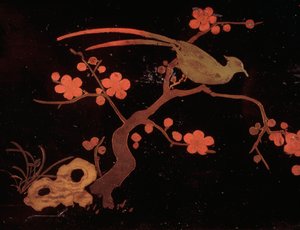 Lintu- ja kukkakuvioita, puu- ja lakkalaatikko tekijältä Japanese School