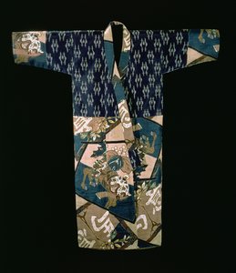 Poikien nagajuban kimonon alla, koristeltu hevoskuvio, Showa-aika, ennen vuotta 1950 (kudottu silkki sidottulla ja stensiilipainetulla koristeella) tekijältä Japanese School