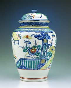 Purkki ja kansi koristeltu Kakiemon emaleilla, n.1680 (posliini)