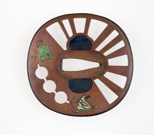 Tsuba koristeltu tuulettimilla (kupari emalilla)