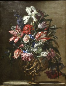 Kukkia maljakossa.