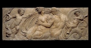 Nymfi ja pieni henki ratsastaa merihevosella; Nymfi ja Triton kahden pienen genin ympäröimänä. Matala helpotus. Jean Goujonin (1510-1567) kiviveistos