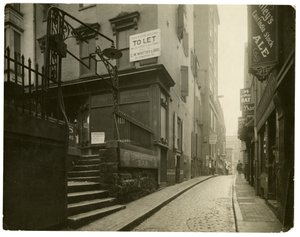 Boston, USA, n. 1902-1910 (gelatiinihopea valokuva) tekijältä Jessie Tarbox Beals