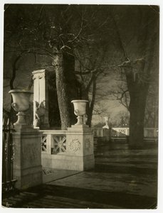 Shaw Memorial yöllä, Boston, USA, n. 1902-1910 (gelatiinihopea valokuva) tekijältä Jessie Tarbox Beals