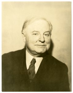William Allen White, n. 1905-28 (gelatiinihopea valokuva) tekijältä Jessie Tarbox Beals